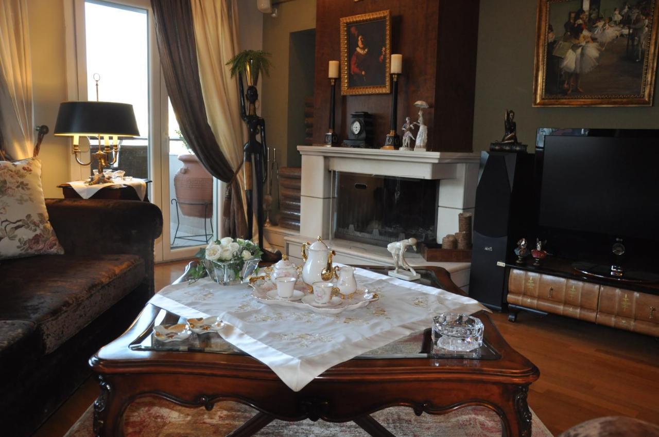 Classic Apartment With Beautiful View Kastoria Luaran gambar