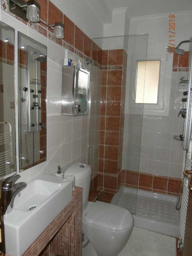 Classic Apartment With Beautiful View Kastoria Luaran gambar
